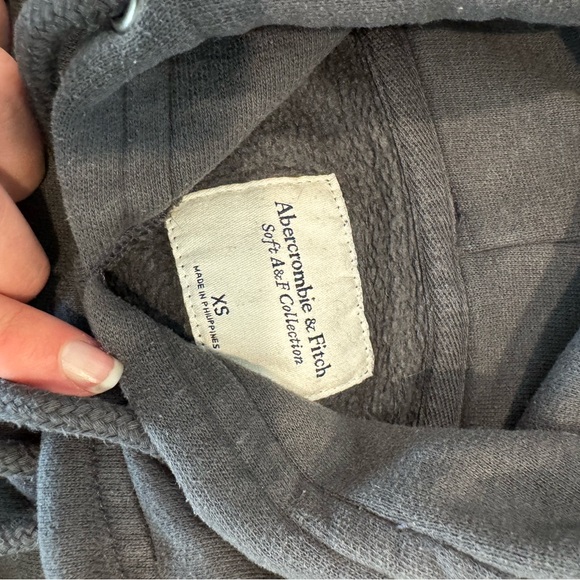 Cropped Hoodie - Picture 2 of 2